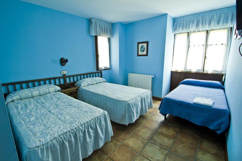 Hospedaje Granada San Vicente De La Barquera Værelse billede