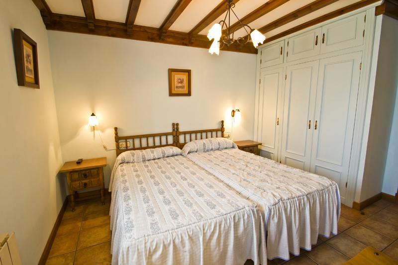 Hospedaje Granada San Vicente De La Barquera Værelse billede